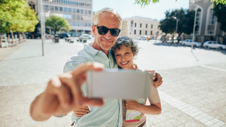 retiree-travel-instagram